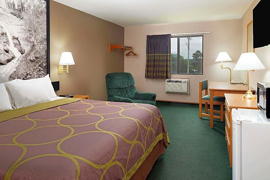 Super 8 by Wyndham Omaha NE