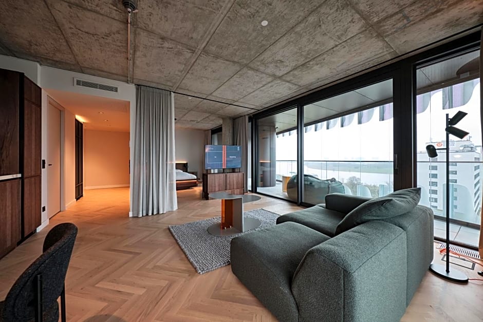 The Zipper Hotel und Apartments