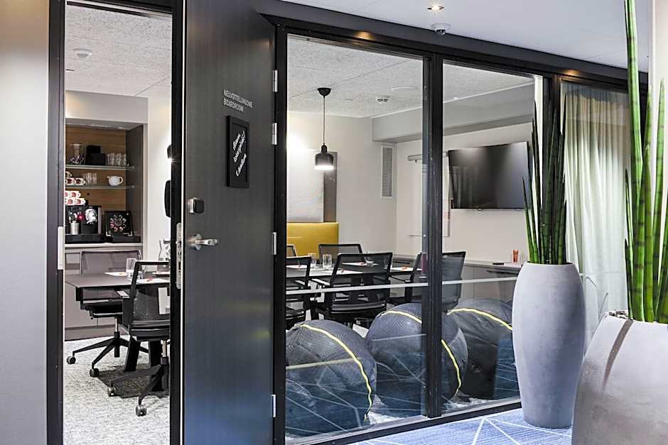 Hotel Indigo Helsinki-Boulevard By IHG