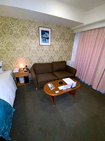 Roppongi Plaza Hotel