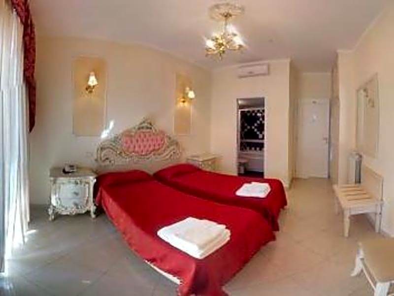 Imperial Rooms Luxury Guest House