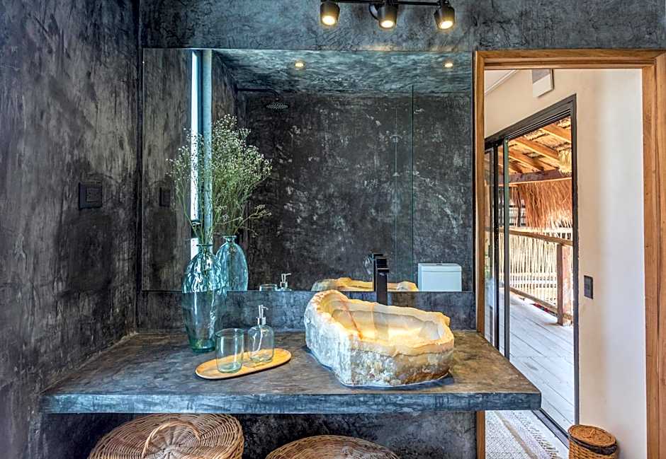 Meteora Stay & Coffeehouse Tulum
