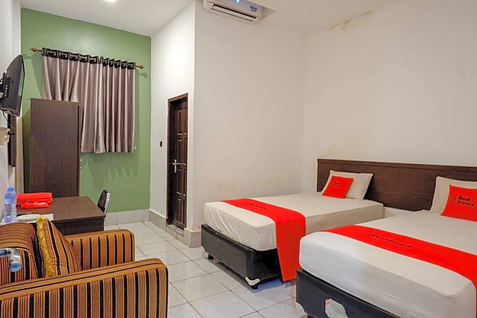 RedDoorz Syariah @ Hotel Wisma Indonesia Kendari