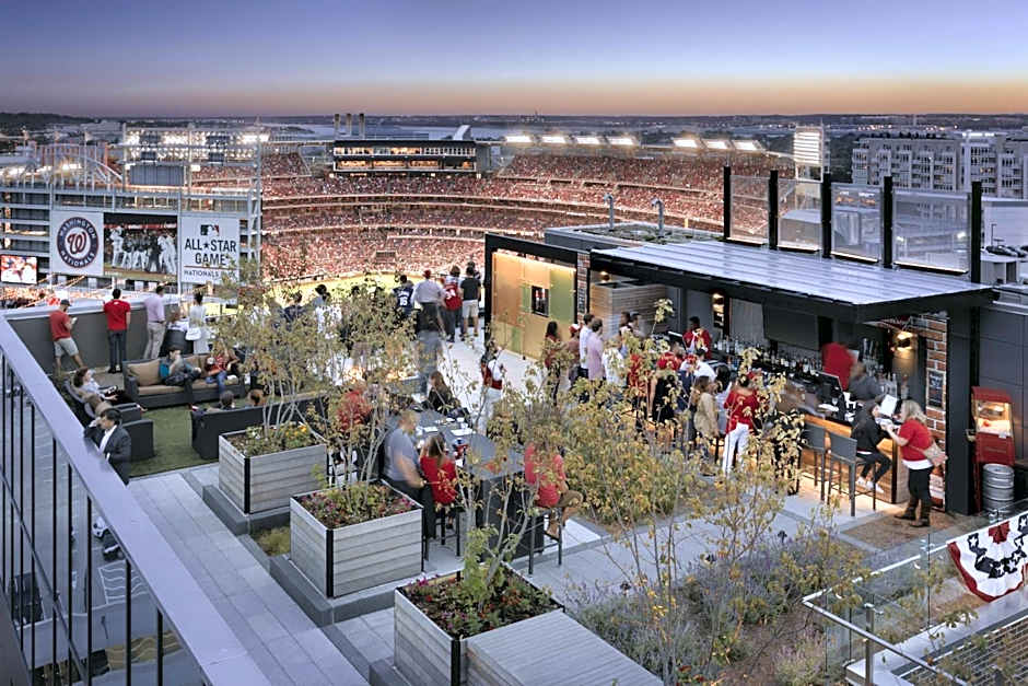 Hampton Inn By Hilton & Suites Washington, D.C. - Navy Yard