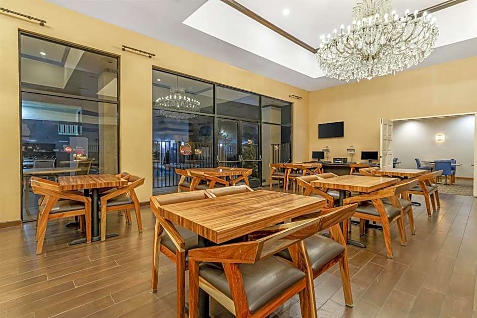 Best Western Plus Big America