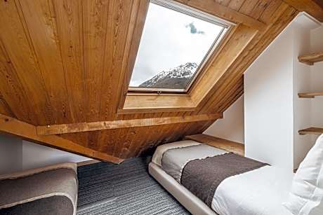 Appart-hotel Duplex Mélèze 4/5 pers - Acces GRATUIT Spa 984 ft²