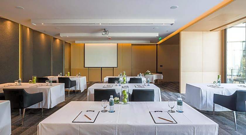 Arize Hotel Sri Racha