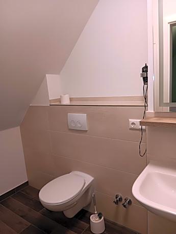Twin Room with Bathroom