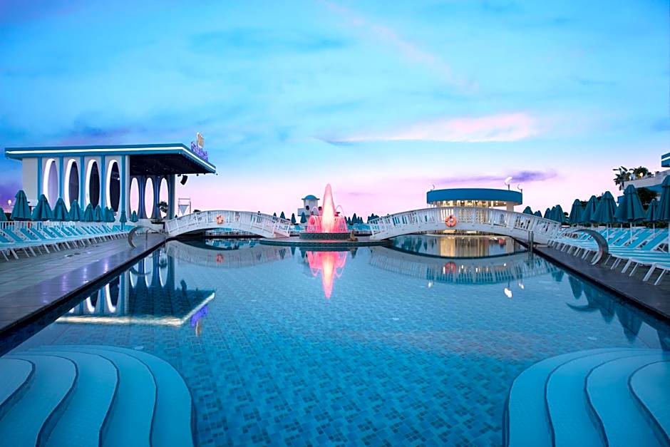 Granada Luxury Beach-Ultra All Inclusive