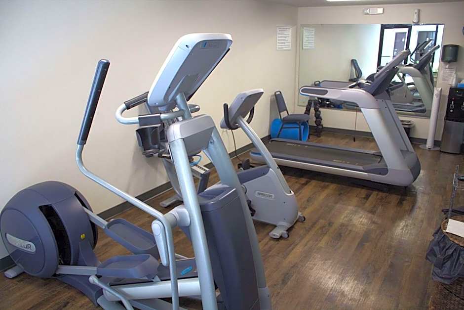 Clarion Pointe Statesville