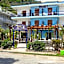 ChrisMare Hotel