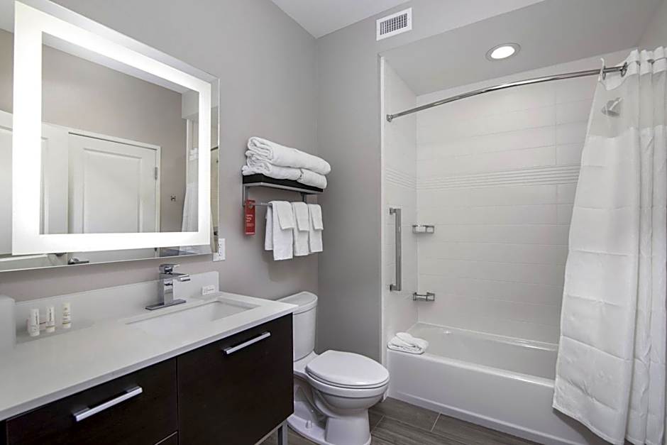 TownePlace Suites by Marriott Houston Hobby Airport