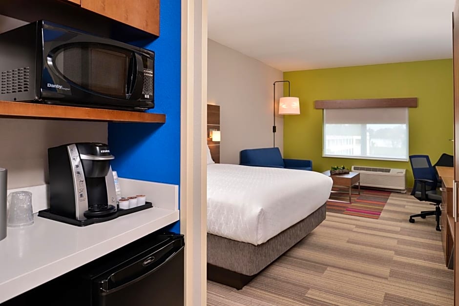 Holiday Inn Express & Suites - Wildwood - The Villages, an IHG Hotel