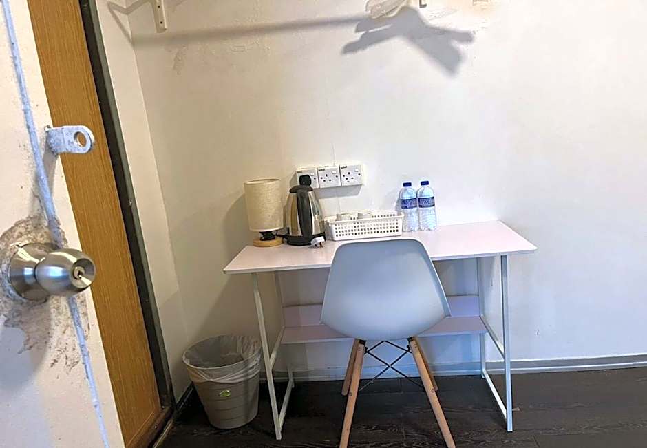 1108 Carebin Slim River