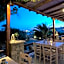Makis Place