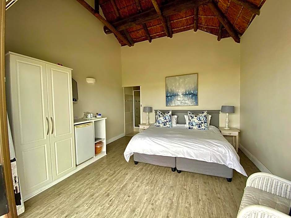 i-LOLLO Bed & Breakfast at the River Mouth