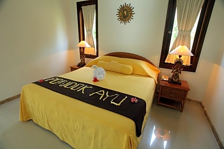 Deluxe King Suite with Free Airport Transfer