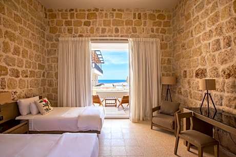 Deluxe Twin Room with Sea View