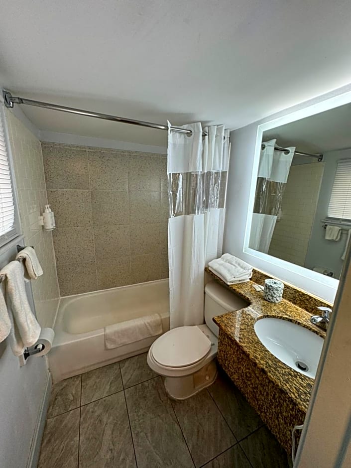 Travelodge by Wyndham Virginia Beach