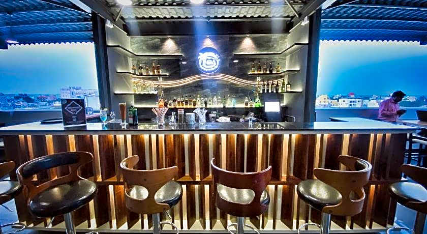 Anna Residency- White Town