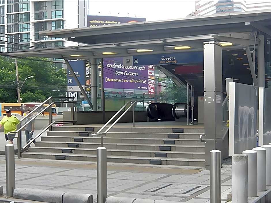 The Atrium Ratchada 13 Hotel