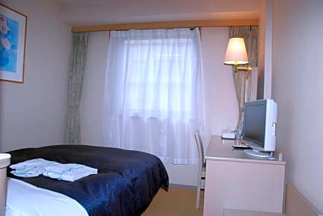 Economy Double Room - Non-Smoking