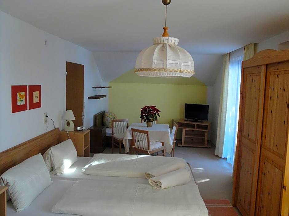 Hotel Pension Schwaiger