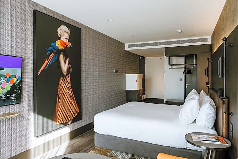 The Motley Hotel Richmond, Tapestry Collection by Hilton