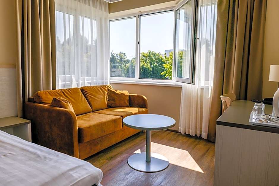 Hestia Hotel Strand