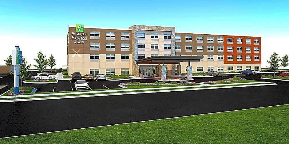 Holiday Inn Express & Suites Watertown By IHG