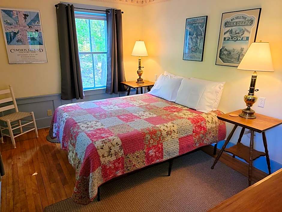 Hawks House Inn