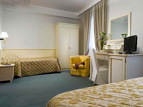Classic Triple Room