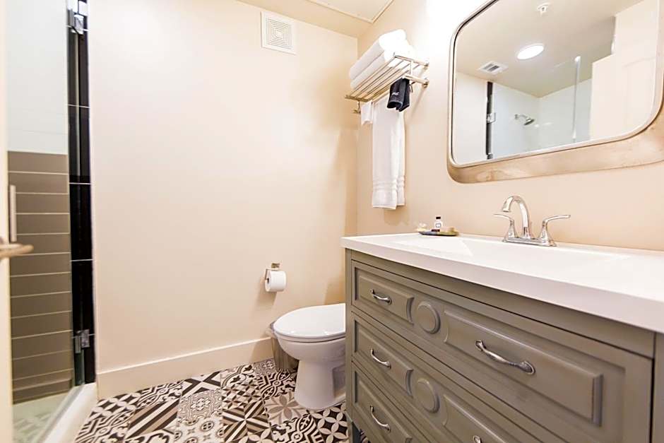 The Bishop Arts Hotel by Qresorts