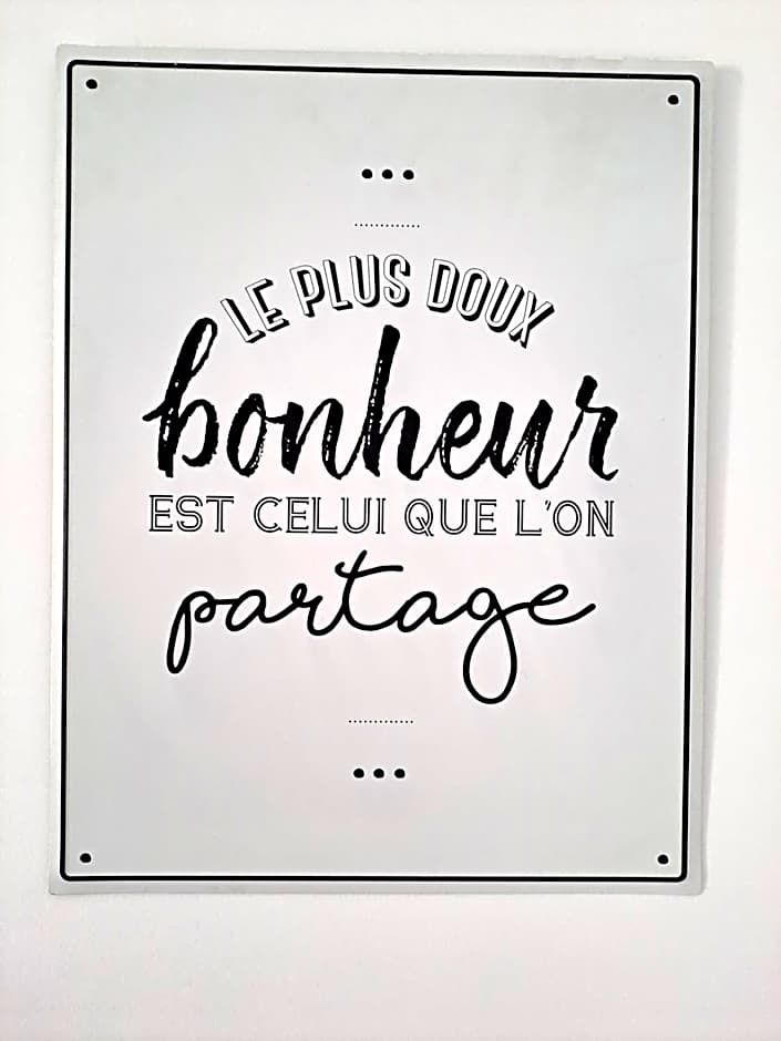 Chambres d'Hôtes Château Pierre de Montignac