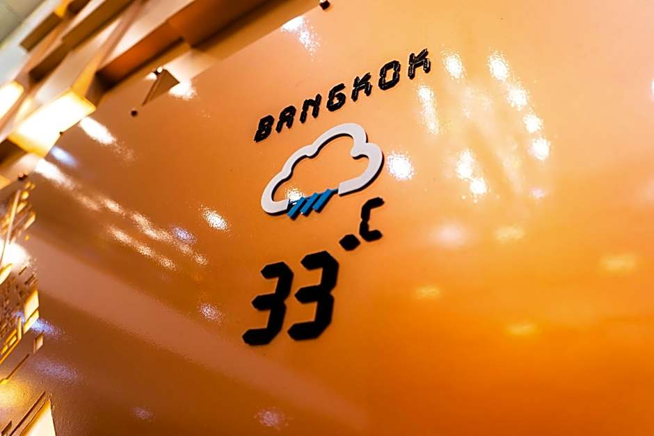 The LOL Elephant Hostel