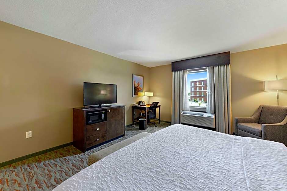 Hampton Inn By Hilton & Suites Gulfport