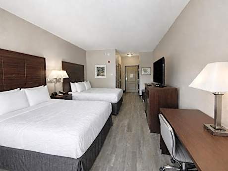 Queen Room with Two Queen Beds - Non-Smoking