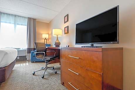 Queen Room with Two Queen Beds - Accessible