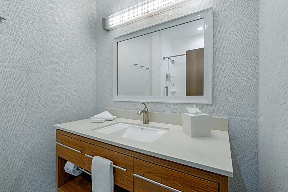 Home2 Suites By Hilton Dallas Desoto
