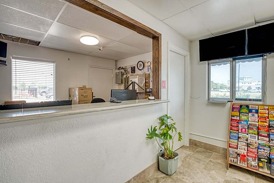 OYO Hotel San Antonio Lackland Air Force Base West