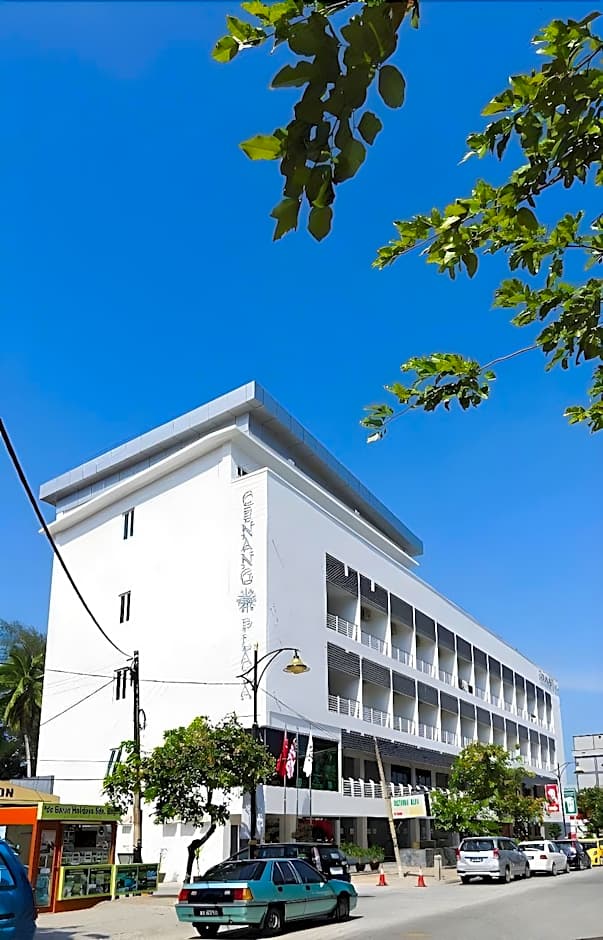 Cenang Plaza Beach Hotel