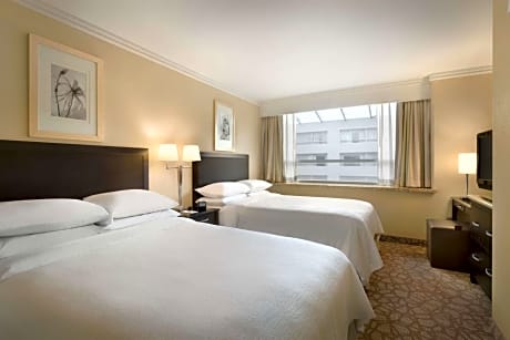 Suite with Two Double Beds - Non-Smoking