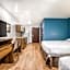 WoodSpring Suites Chicago Addison