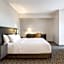 THE SOUTHLAKE HOTEL