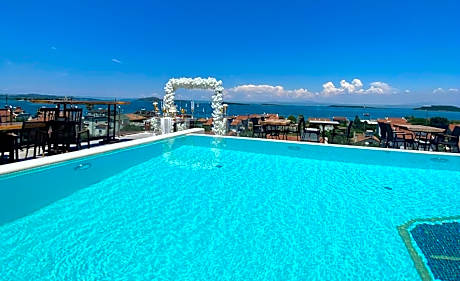Ferush Boutique Hotel
