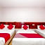 OYO 984 Kings Hotel