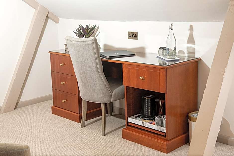 Roundthorn Country House & Luxury Apartments