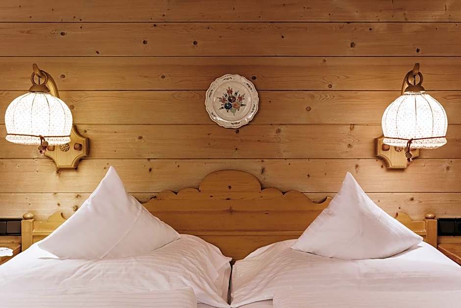 Heimspitze - Alpenhotel SKI-IN & Wirtshaus