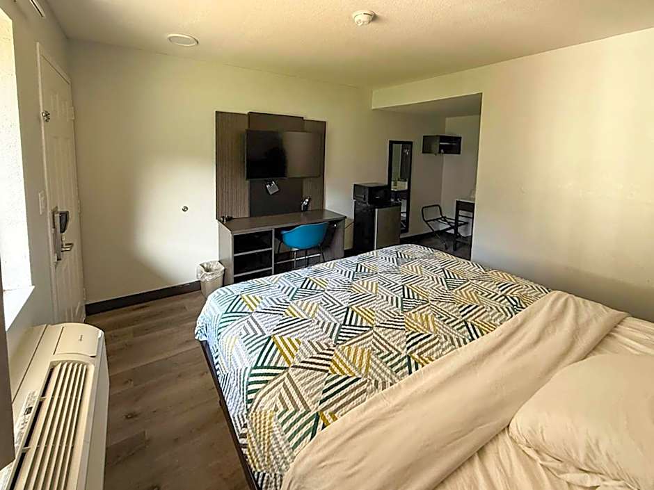 Motel 6-Enfield, CT - Hartford