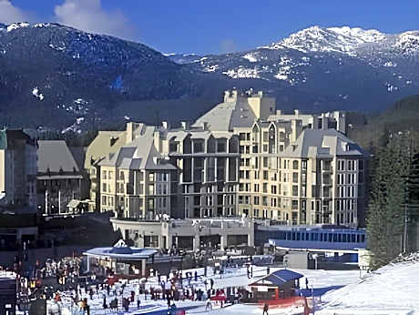 Pan Pacific Whistler Mountainside